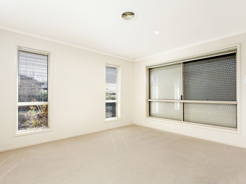 22 Lovely Close, Dunlop ACT 2615