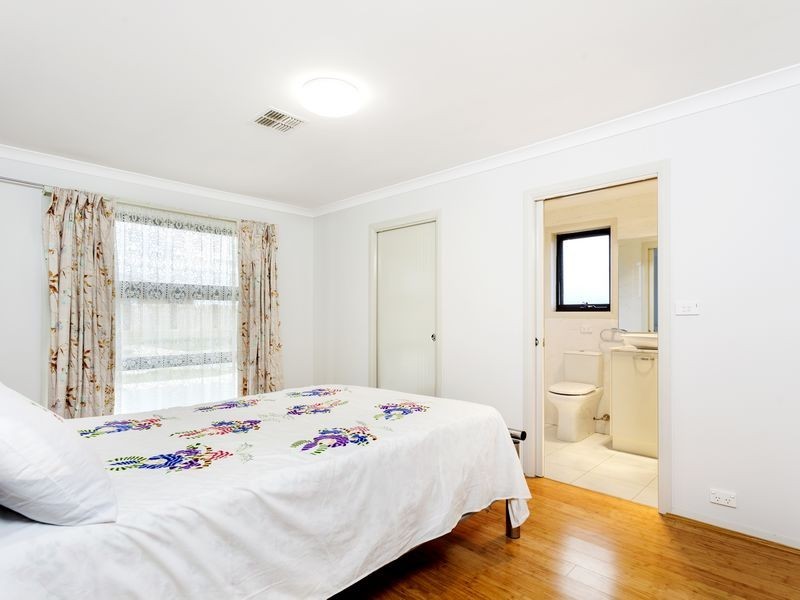 18 Starcevich Crescent, Amaroo ACT 2914