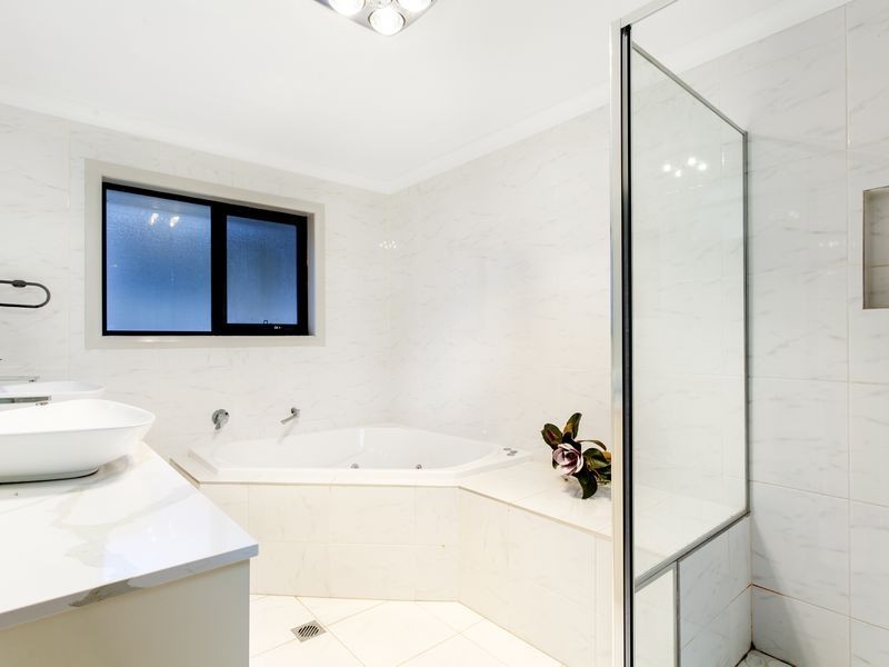 18 Starcevich Crescent, Amaroo ACT 2914