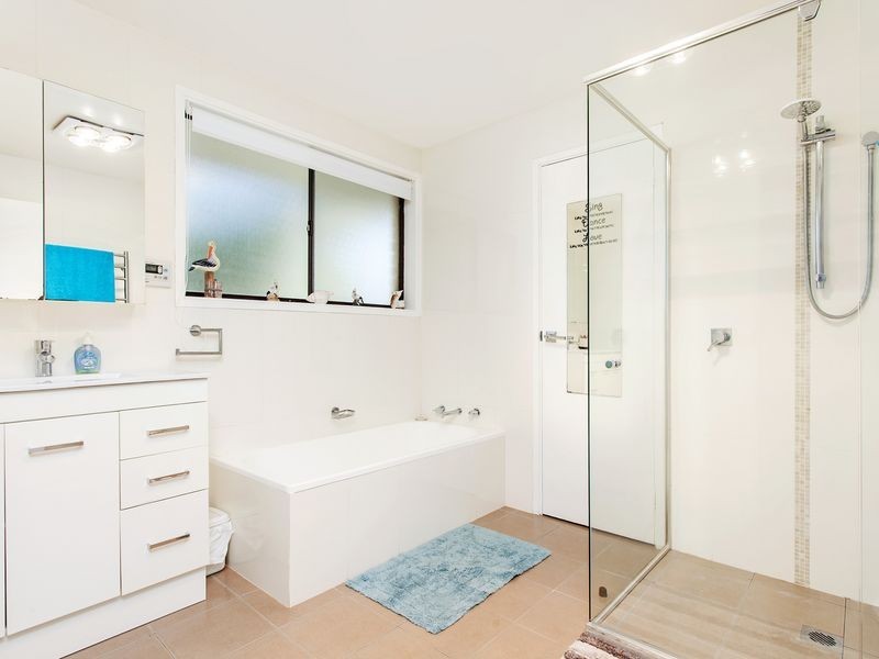 9 Stuckey Place, Charnwood ACT 2615