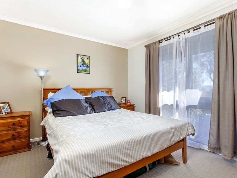 9 Stuckey Place, Charnwood ACT 2615