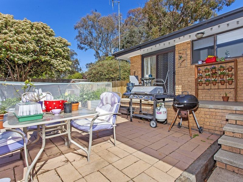 9 Stuckey Place, Charnwood ACT 2615