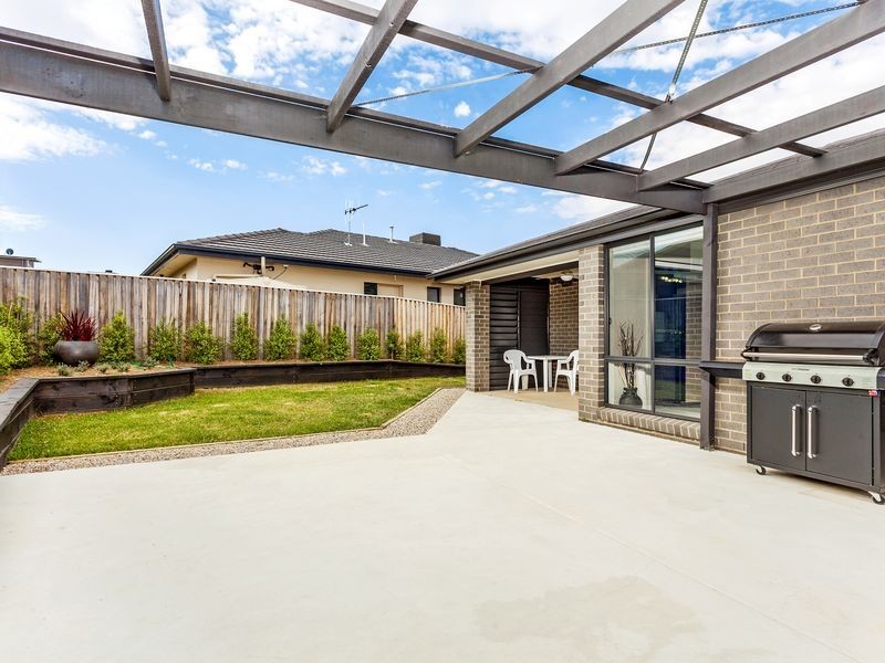 3 Meroula Street, Casey ACT 2913