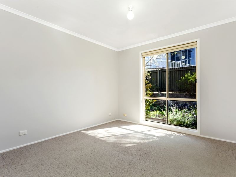 8/23 Chave Street, Holt ACT 2615