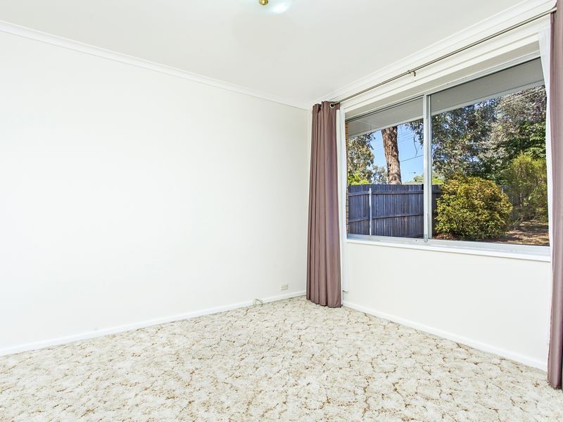 37 Grylls Crescent, Cook ACT 2614