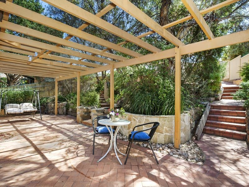 35 Kinchela Crescent, Latham ACT 2615