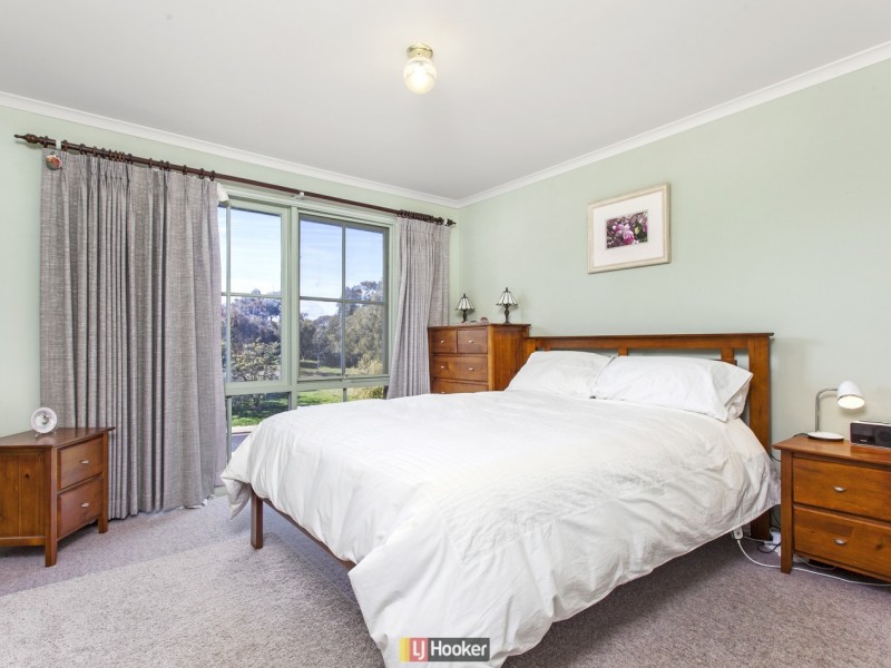225 Kingsford Smith Drive, Spence ACT 2615