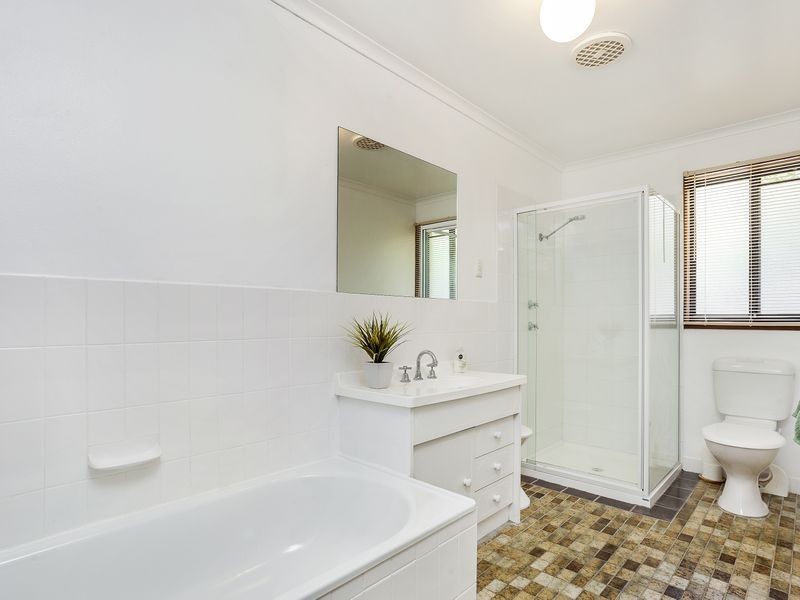22/2 Sexton Street, Cook ACT 2614