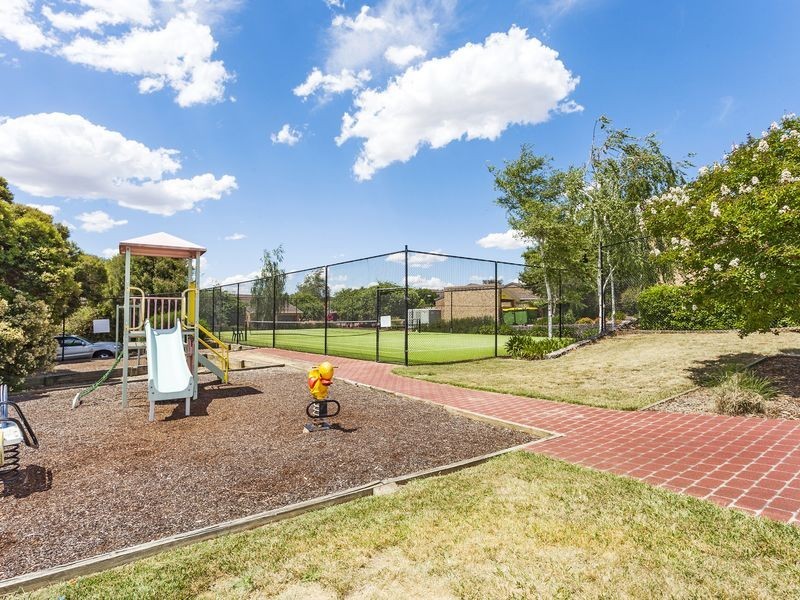 42/15 John Cleland Crescent, Florey ACT 2615