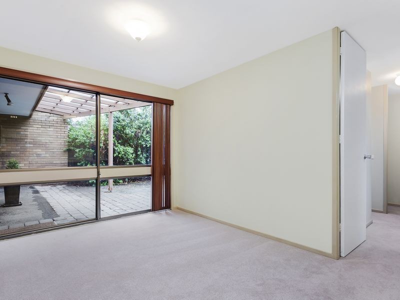 124 Livingston Avenue, Kambah ACT 2902