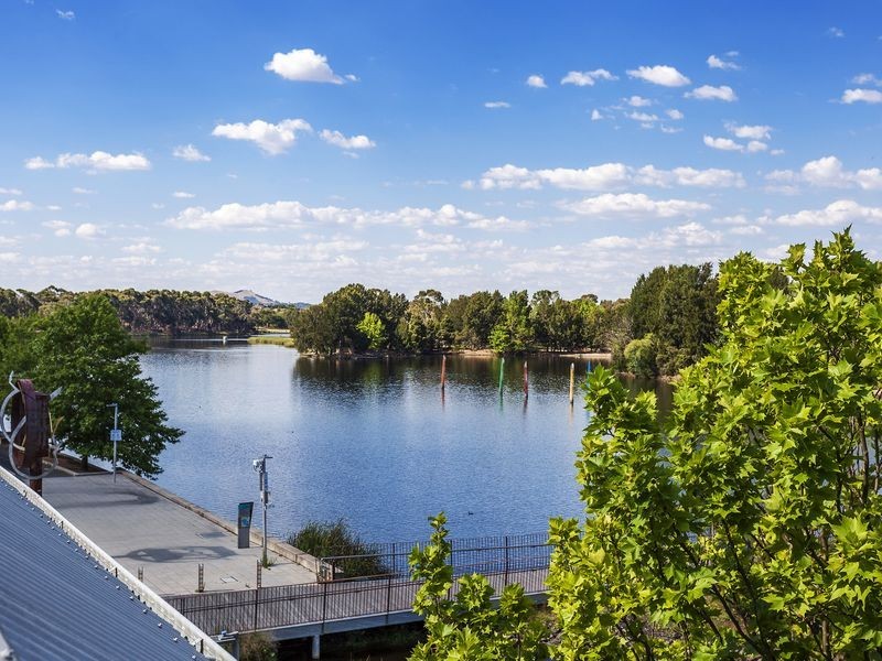 11/5 Soundy Close, Belconnen ACT 2617