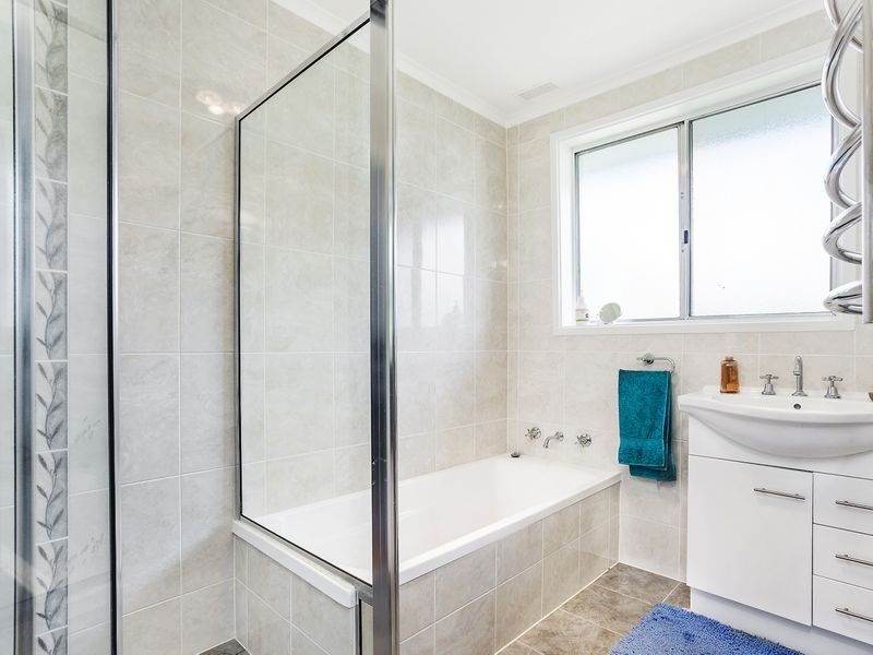 72 Armstrong Crescent, Holt ACT 2615