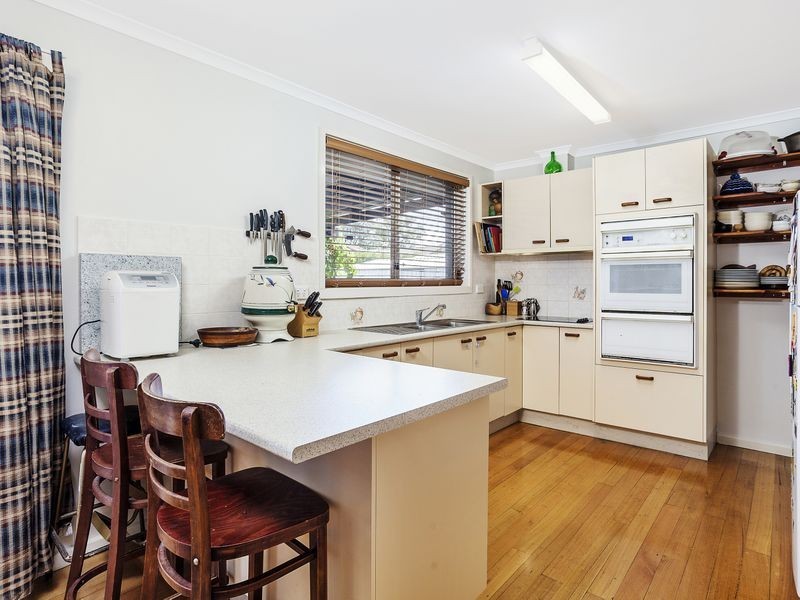 72 Armstrong Crescent, Holt ACT 2615