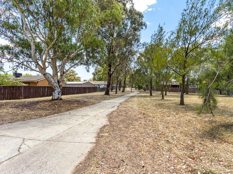 7 Macintyre Place, Charnwood ACT 2615