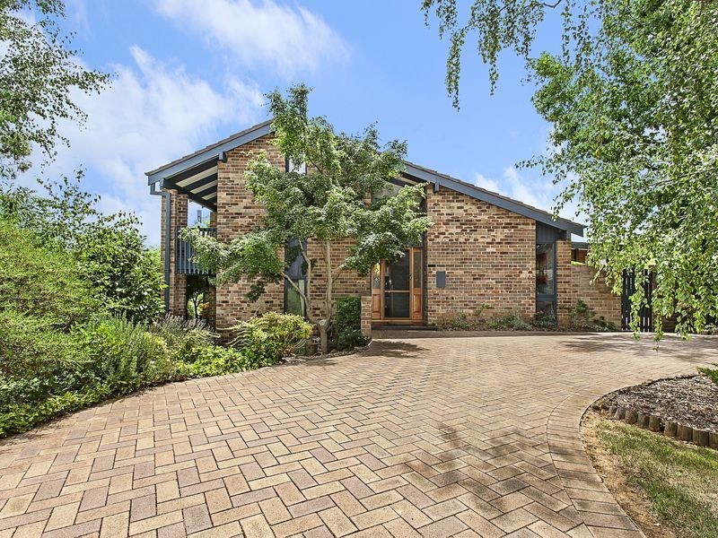 10 Denny Street, Latham ACT 2615