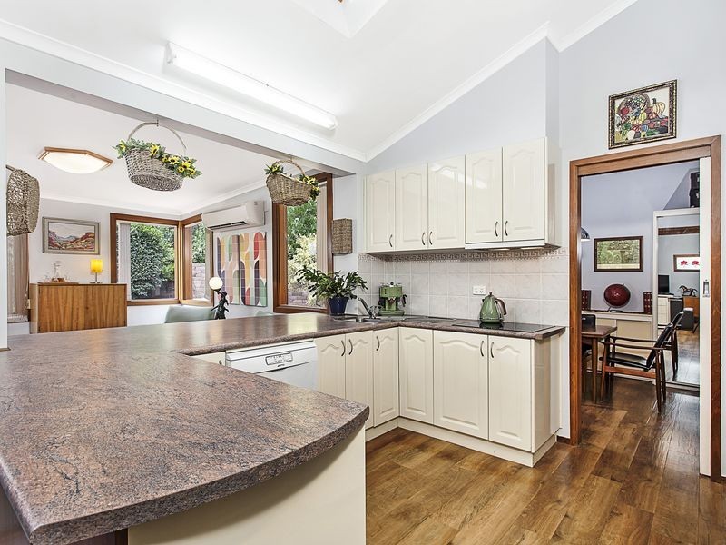 10 Denny Street, Latham ACT 2615