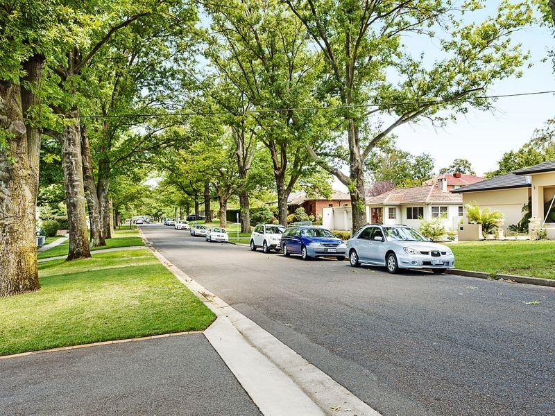 34 Hutchins Street, Yarralumla ACT 2600