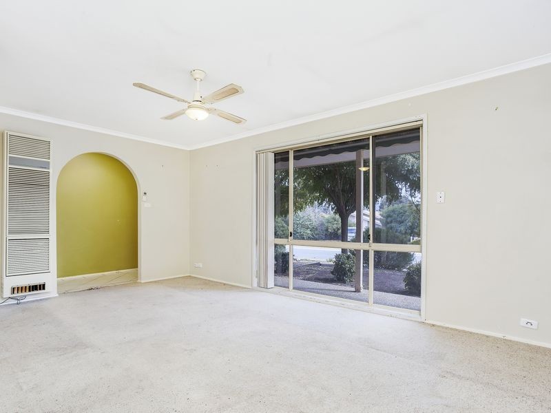 21 Loureiro Street, Conder ACT 2906