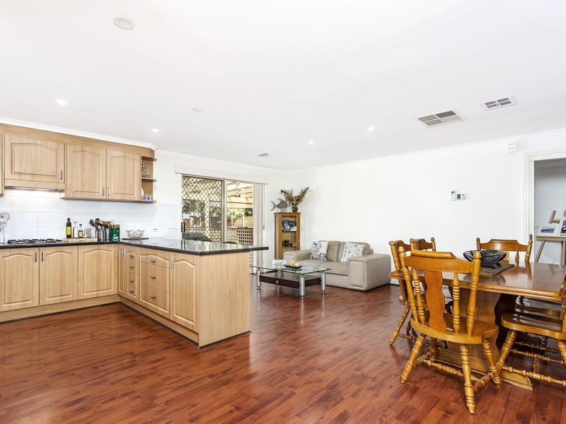 5 Godson Place, Dunlop ACT 2615