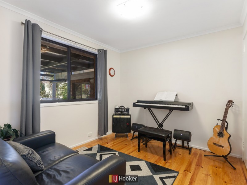 6 Cuscaden Crescent, Florey ACT 2615