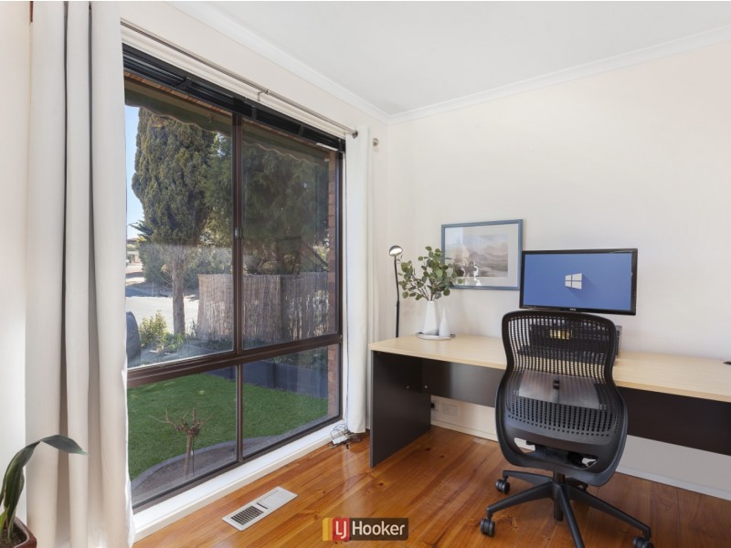 6 Cuscaden Crescent, Florey ACT 2615