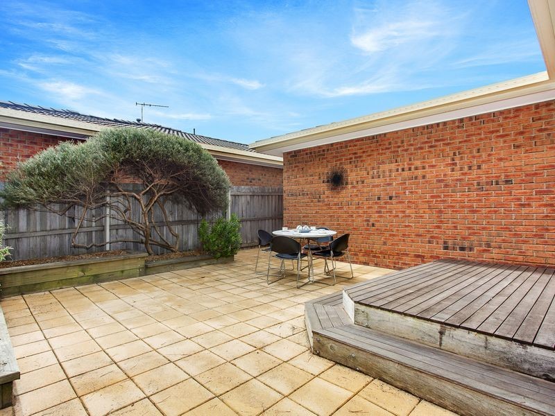 17/89 Britten Jones Drive, Holt ACT 2615