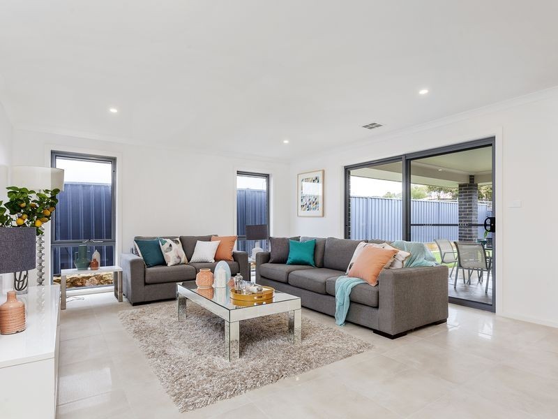 37 Anakie Court, Ngunnawal ACT 2913