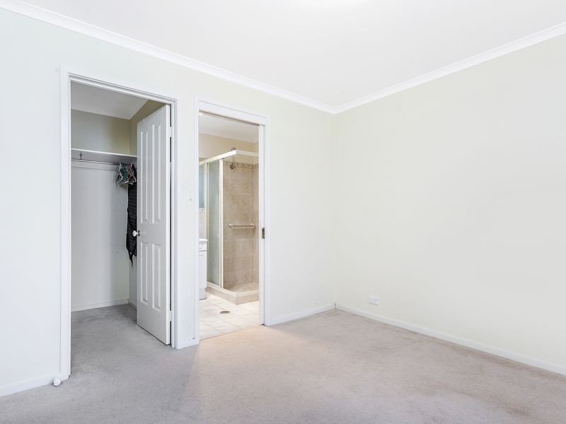 1 Fleay Place, Dunlop ACT 2615