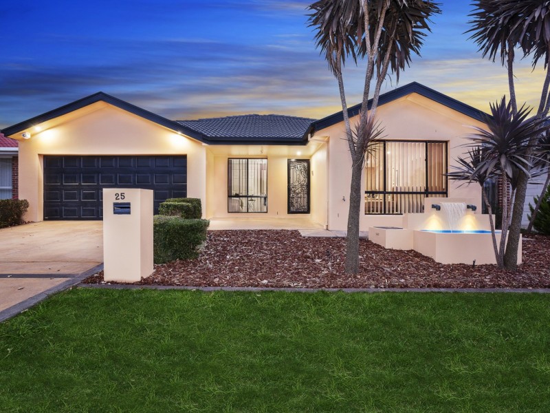25 Penfold Street, Gungahlin ACT 2912