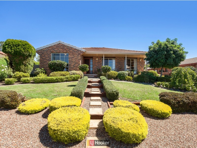 128 Ratcliffe Crescent, Florey ACT 2615