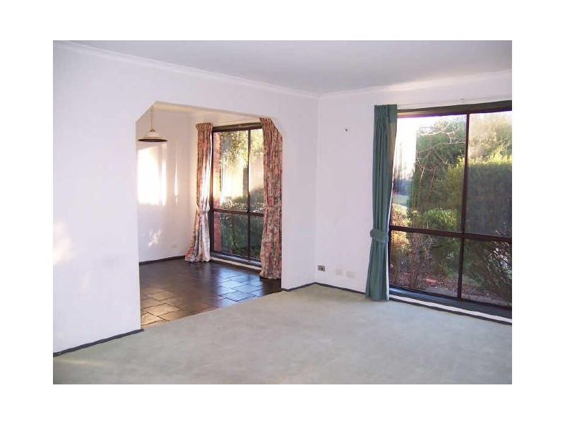 16 Cooling Place, Florey ACT 2615