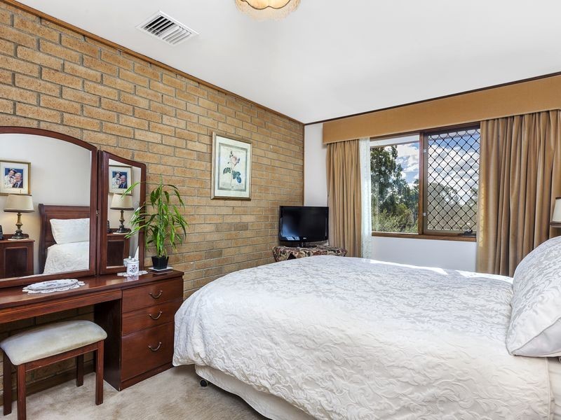 27 Strong Place, Belconnen ACT 2617