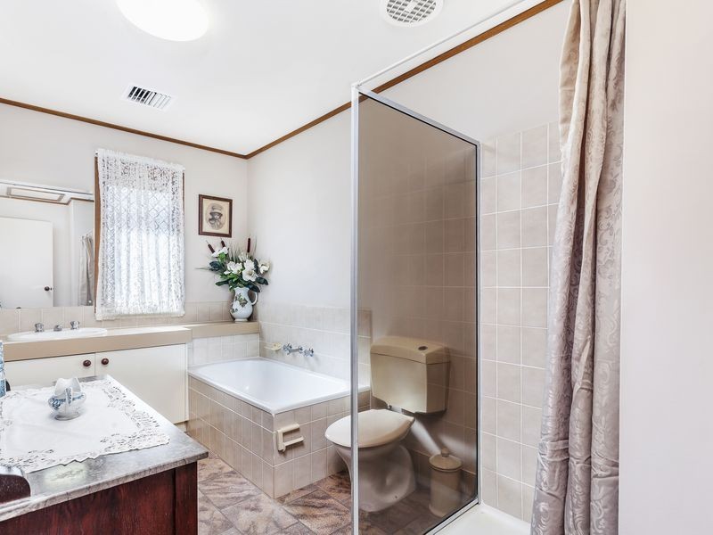 27 Strong Place, Belconnen ACT 2617