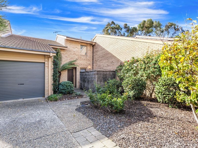 27 Strong Place, Belconnen ACT 2617