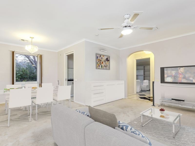 2 Berne Place, Macgregor ACT 2615