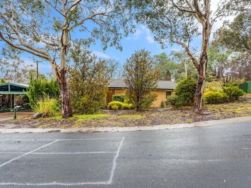 2 Berne Place, Macgregor ACT 2615