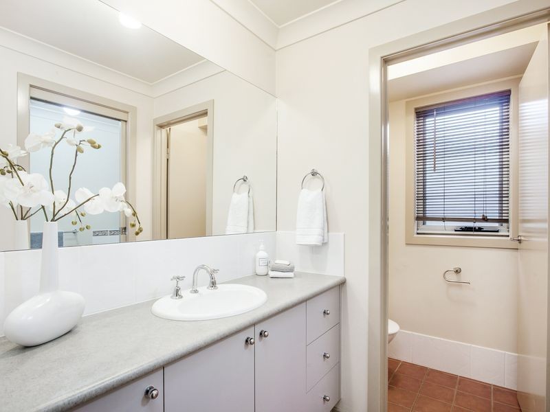 11 Lovely Close, Dunlop ACT 2615