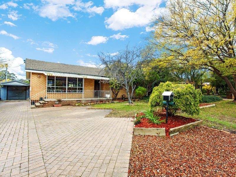 17 Edwards Street, Higgins ACT 2615