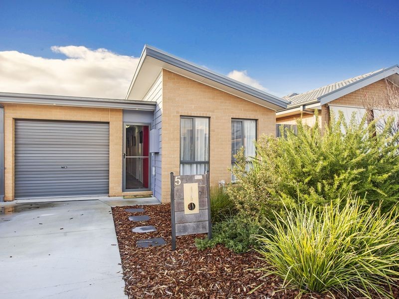5 Sisely Street, Macgregor ACT 2615