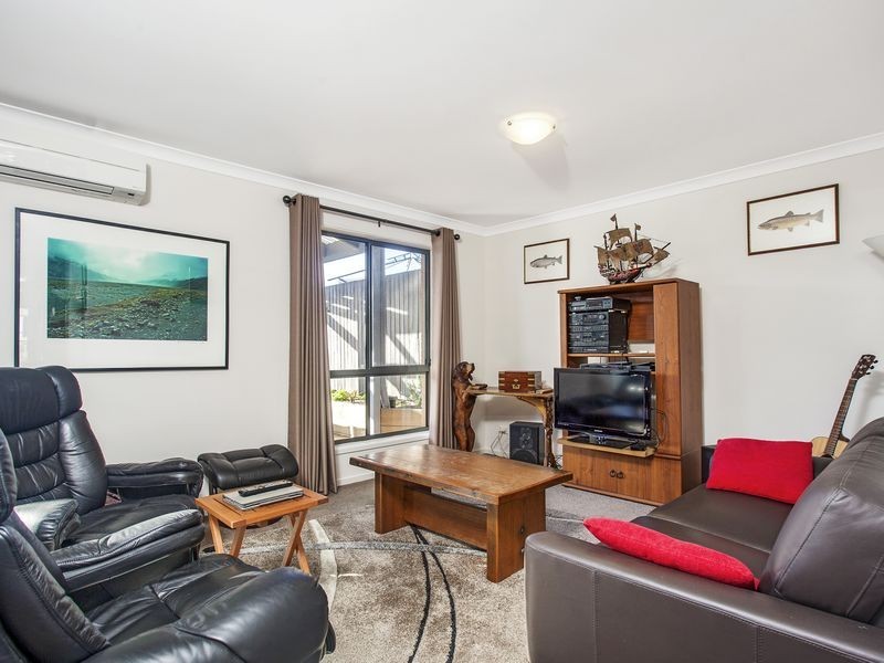 5 Sisely Street, Macgregor ACT 2615