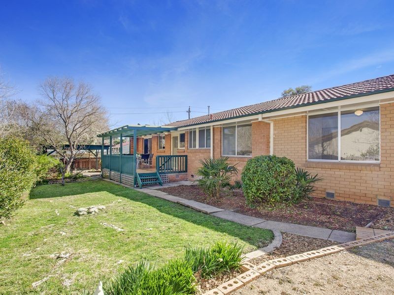 11 Wargila Place, Giralang ACT 2617