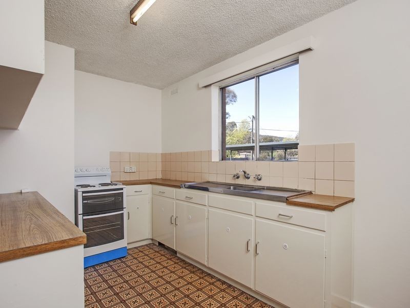 3/8 Irvine Street, Watson ACT 2602