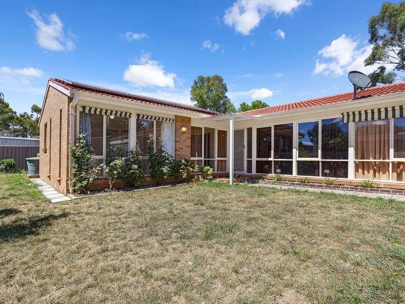 2 Fielder Place, Florey ACT 2615