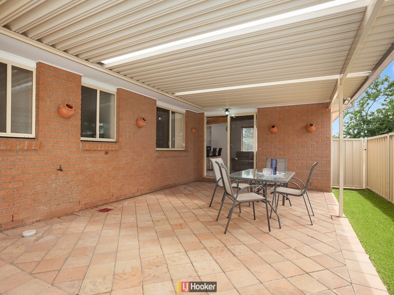 1A & 1B Fairlight Street, Dunlop ACT 2615