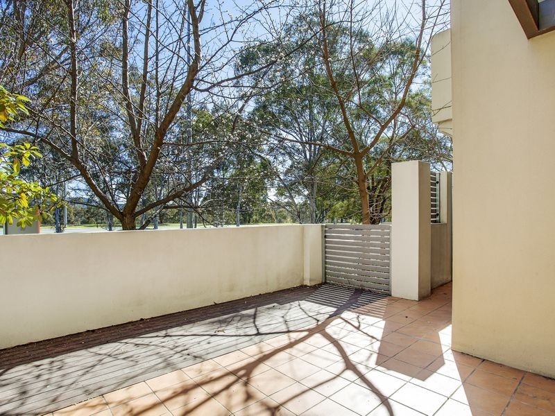 8/114 Athllon Drive, Greenway ACT 2900