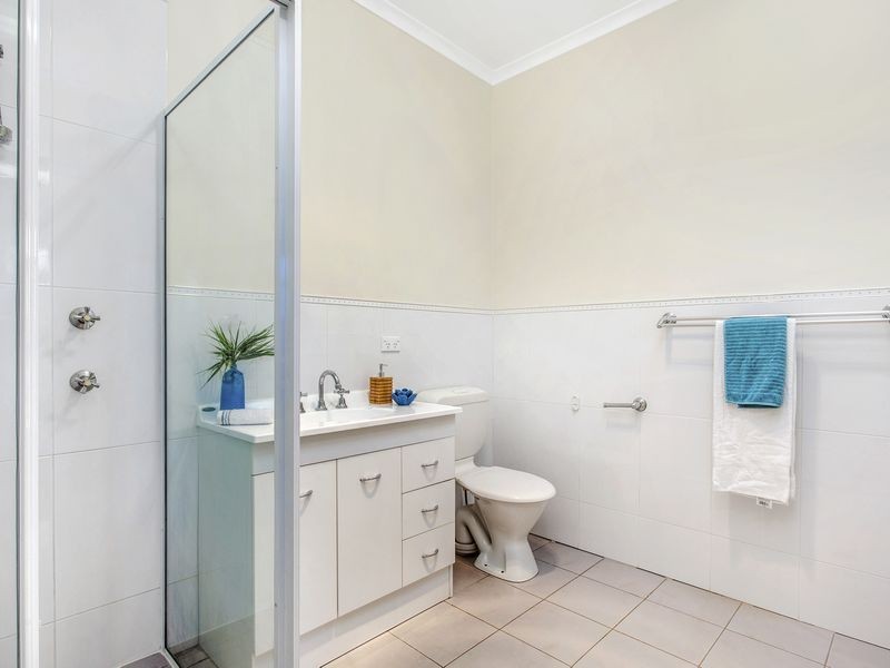 2/51 Blackwood Terrace, Holder ACT 2611