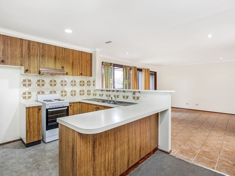 3 Whitelegge Close, Florey ACT 2615