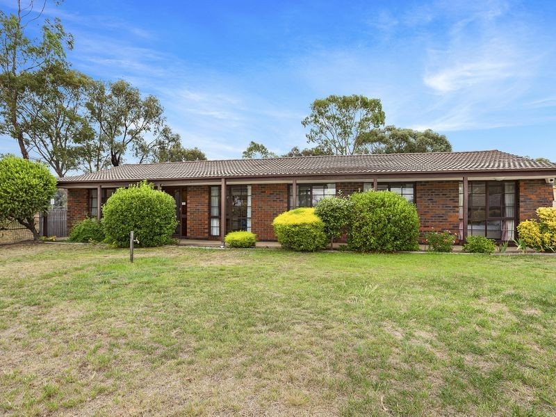 18 Whitelegge Close, Florey ACT 2615