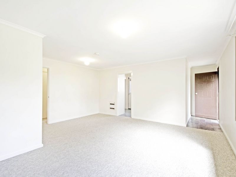16 De Mestre Place, Holt ACT 2615