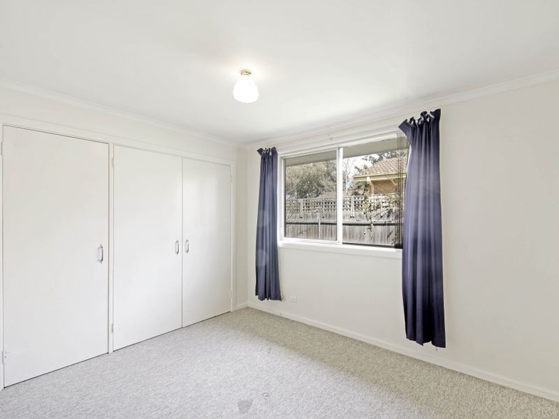 16 De Mestre Place, Holt ACT 2615